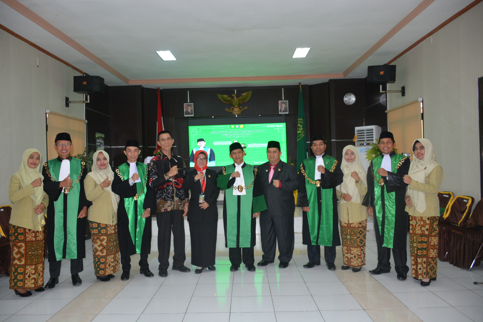 Foto Bersama ketua baru