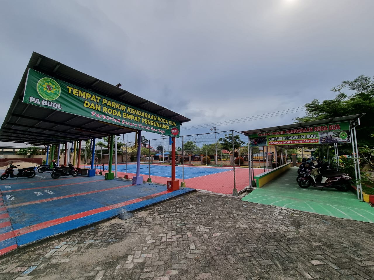 Halaman Parkir 2025